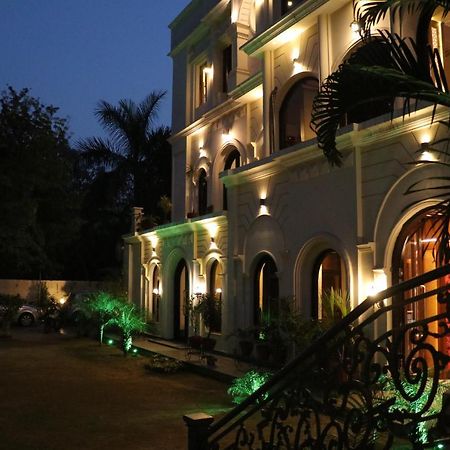 Hotel Pushap Palace Patiāla Exterior foto